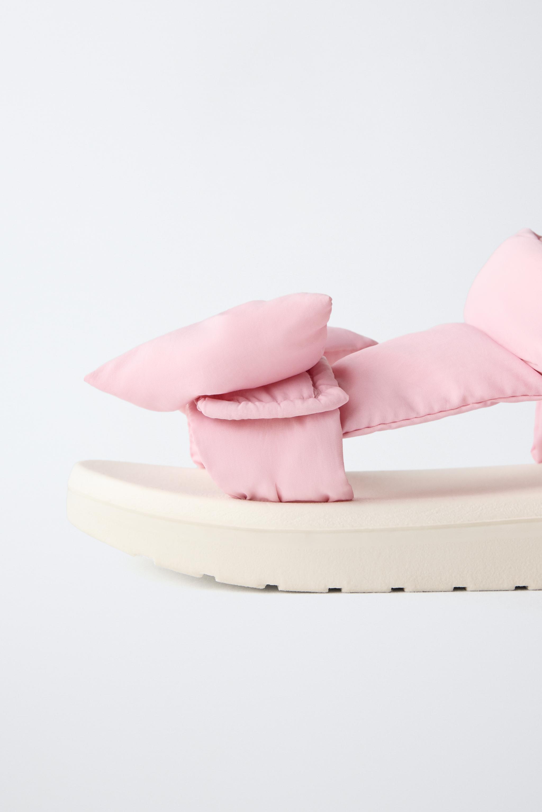 BOW QUILTED SANDALS